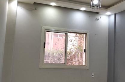Apartment - 2 Bedrooms - 1 Bathroom for sale in Degla Palms - Al Wahat Road - 6 October City - Giza