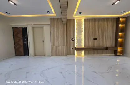 Apartment - 3 Bedrooms - 2 Bathrooms for sale in Hadayek El Ahram - Giza