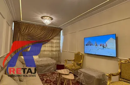 Apartment - 2 Bedrooms - 1 Bathroom for rent in Abbas Al Akkad St. - 1st Zone - Nasr City - Cairo