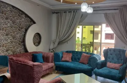 Apartment - 3 Bedrooms - 2 Bathrooms for sale in El Narges Buildings - Al Narges - New Cairo City - Cairo