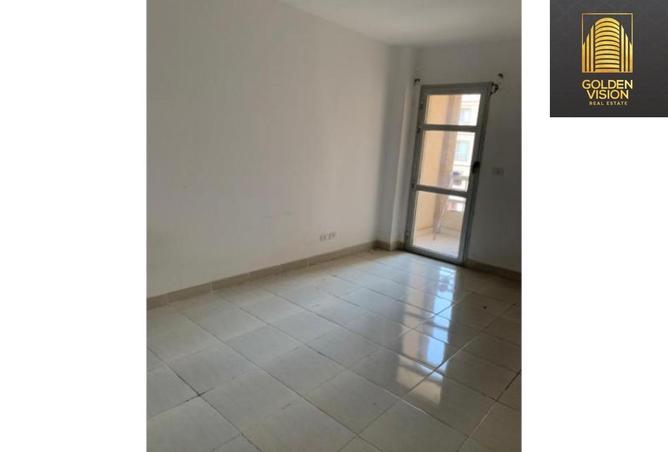 8110906 - Property Image 3