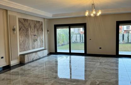 Townhouse - 5 Bedrooms - 7 Bathrooms for sale in Azzar - 5th Settlement Compounds - The 5th Settlement - New Cairo City - Cairo