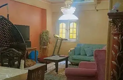 Apartment - 3 Bedrooms - 2 Bathrooms for sale in Mousa Ibn Naseer St. - Al Hadiqah Al Dawliyah - 7th District - Nasr City - Cairo