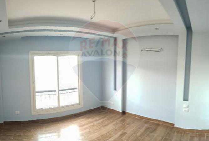 7979852 - Property Image 3