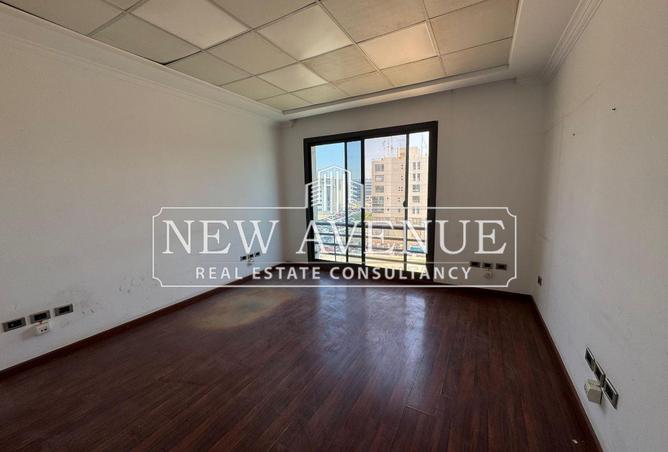 8026214 - Property Image 2