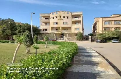 Duplex - 3 Bedrooms - 3 Bathrooms for sale in Abo Mousa Al Ashaari St. - The 1st Settlement - New Cairo City - Cairo