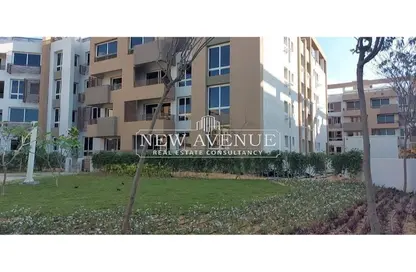 Apartment - 3 Bedrooms - 3 Bathrooms for sale in Granda Life - El Shorouk Compounds - Shorouk City - Cairo