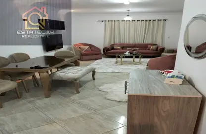 Apartment - 3 Bedrooms - 2 Bathrooms for rent in El Koronfel - The 5th Settlement - New Cairo City - Cairo