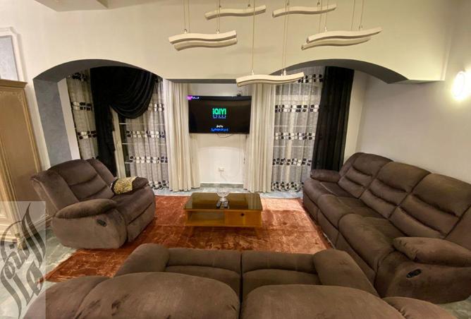 8332301 - Property Image 3