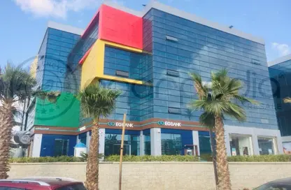 Office Space - Studio - 1 Bathroom for sale in Point 90 Mall - South Investors Area - New Cairo City - Cairo Office Space - Studio - 1 Bathroom for sale in Point 90 Mall - South Investors Area - New Cairo City - Cairo