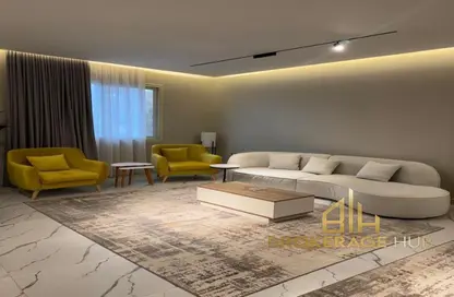 Apartment - 3 Bedrooms - 2 Bathrooms for rent in Orouba Axis - Area A - Ganoob El Acadimia - New Cairo City - Cairo