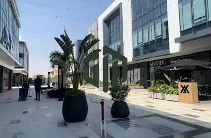 محل تجاري - استوديو - 1 حمام للايجار في وان جولدن سكوير مول - التجمع الخامس - مدينة القاهرة الجديدة - القاهرة