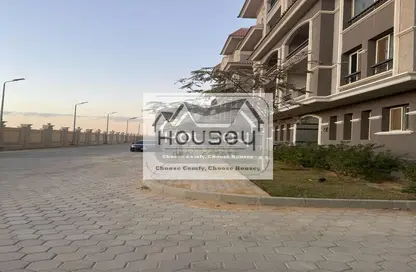 Apartment - 3 Bedrooms - 2 Bathrooms for sale in Mohamed Naguib Axis - Abou El Houl - New Cairo City - Cairo