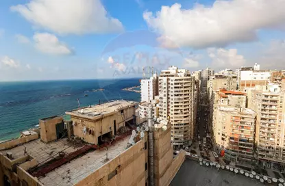 Apartment - 3 Bedrooms - 2 Bathrooms for sale in Sidi Beshr - Hay Awal El Montazah - Alexandria