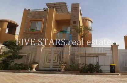 Apartment - 3 Bedrooms - 2 Bathrooms for sale in Town View - Hadayek October - 6 October City - Giza