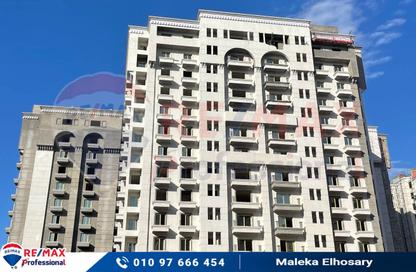 Apartment - 3 Bedrooms - 3 Bathrooms for sale in Vee Sawari - Waterfront - Sawary - Alexandria Compounds - Alexandria