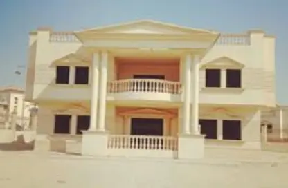 فيلا - 7 غرف نوم - 5 حمامات للبيع في رويال سيتي - كمبوندات الشيخ زايد - الشيخ زايد - الجيزة