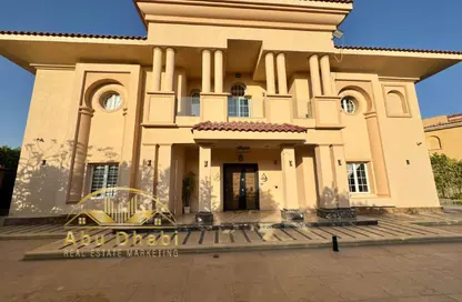 Palace - 5 Bedrooms - 5 Bathrooms for rent in Madinaty - Cairo