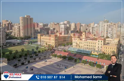 Apartment - 3 Bedrooms - 2 Bathrooms for sale in Mohammed Al Eqbal St. - Laurent - Hay Sharq - Alexandria