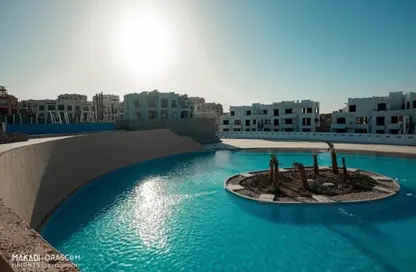شقة - 2 غرف نوم - 2 حمامات للبيع في مكادي اوراسكوم - مكادي - الغردقة - محافظة البحر الاحمر