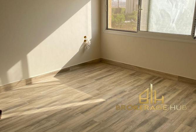 8227282 - Property Image 2