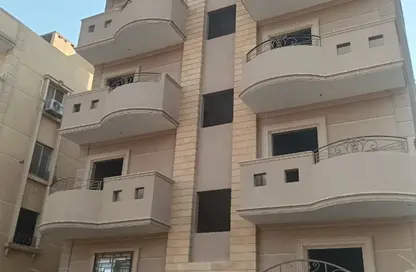 Apartment - 3 Bedrooms - 2 Bathrooms for sale in El Shamaliat District - 6 October City - Giza
