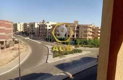 Apartment - 3 Bedrooms - 3 Bathrooms for sale in 3rd Neighborhood - 4th District West - Shorouk City - Cairo