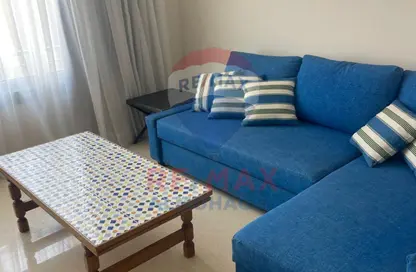 شقة - غرفة نوم - 1 حمام للايجار في فيلدج جيت - المستثمرين الجنوبية - مدينة القاهرة الجديدة - القاهرة