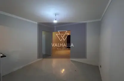 شقة - 2 غرف نوم - 2 حمامات للايجار في شارع شجرة الدر - الزمالك - القاهرة