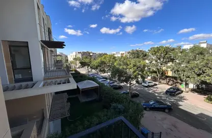Apartment - 3 Bedrooms - 3 Bathrooms for sale in Village West - Sheikh Zayed Compounds - Sheikh Zayed City - Giza