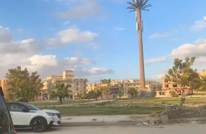 شقة - 2 غرف نوم - 1 حمام للبيع في الحي الثالث شرق - مدينة الشروق - القاهرة