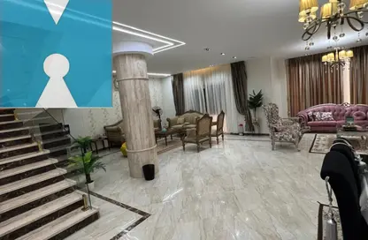 Villa - 7 Bedrooms - 4 Bathrooms for sale in Al Khamayel city - Sheikh Zayed Compounds - Sheikh Zayed City - Giza