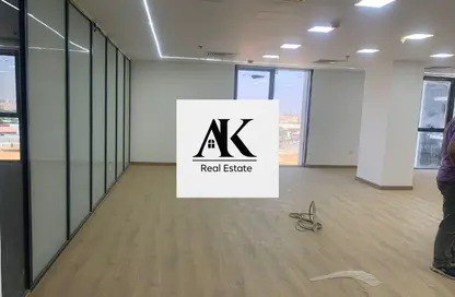 Office Space - Studio - 1 Bathroom for sale in Hyde Park Business District Mall - South Teseen St. - The 5th Settlement - New Cairo City - Cairo