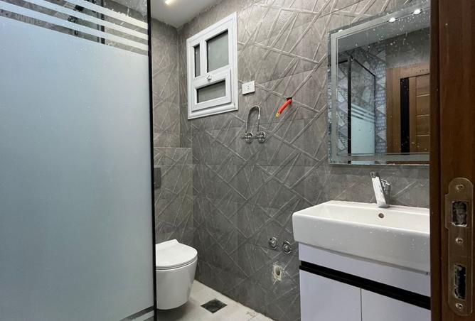 8330151 - Property Image 3