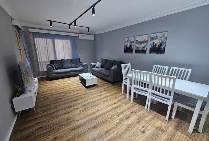 8427374 - Property Main Image