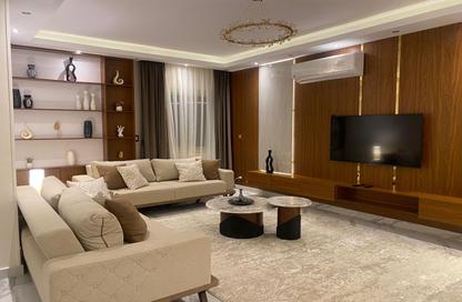 شقة - 3 غرف نوم - 2 حمامات للايجار في دريم لاند - طريق الواحات - مدينة 6 أكتوبر - الجيزة