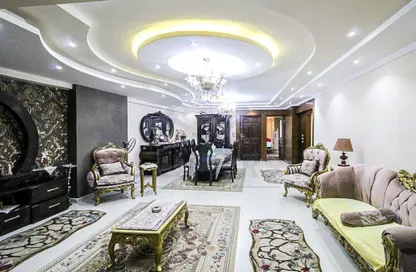 شقة - 3 غرف نوم - 3 حمامات للبيع في شارع خليل مطران - سابا باشا - حي شرق - الاسكندرية