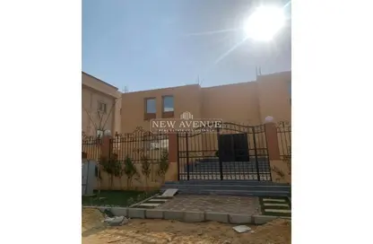 Factory - Studio - 3 Bathrooms for sale in Mohamed Naguib Axis - Abou El Houl - New Cairo City - Cairo