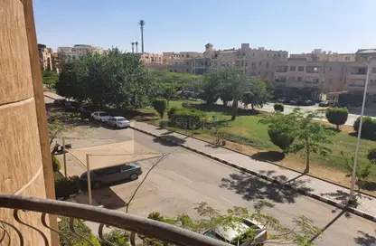Apartment - 3 Bedrooms - 2 Bathrooms for sale in Ibrahim Al Mazny St. - El Banafseg 10 - El Banafseg - New Cairo City - Cairo