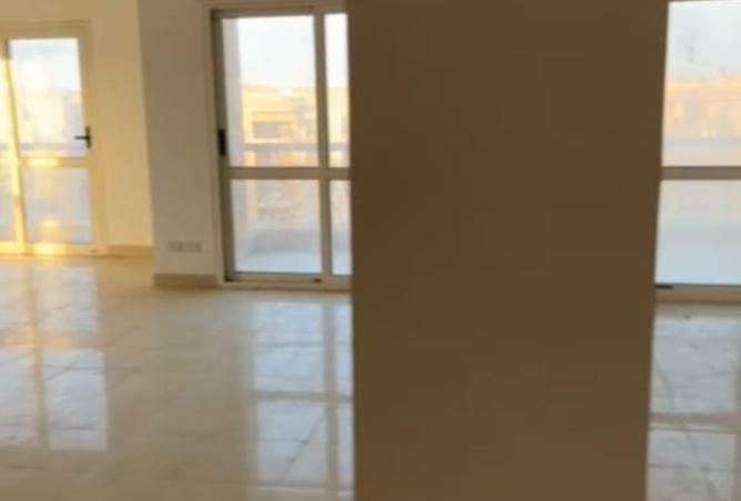 8380038 - Property Image 3