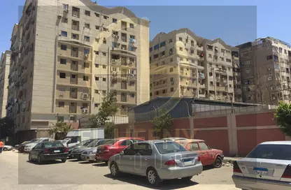 Apartment - 3 Bedrooms - 2 Bathrooms for sale in Ismailia Desert Road - El Nozha El Gadida - El Nozha - Cairo
