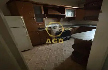 Apartment - 3 Bedrooms - 2 Bathrooms for sale in Mousa Ibn Naseer St. - Al Hadiqah Al Dawliyah - 7th District - Nasr City - Cairo
