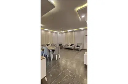 Apartment - 3 Bedrooms - 3 Bathrooms for rent in 5th District - Sheikh Zayed City - Giza