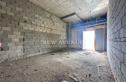 Retail - Studio - 1 Bathroom for rent in Sway Mall - Mohamed Naguib Axis - North Investors Area - New Cairo City - Cairo