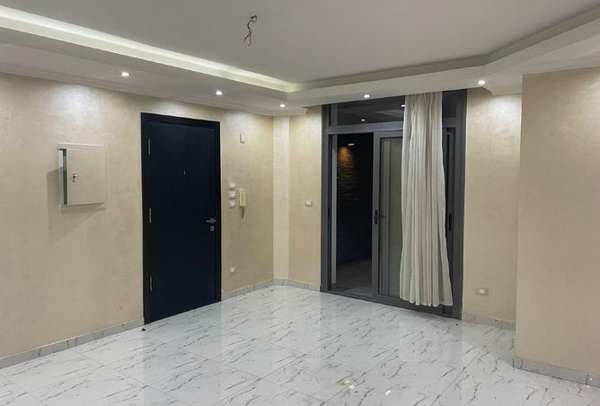 8327790 - Property Image 2