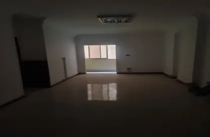 Apartment - 2 Bedrooms - 1 Bathroom for rent in 6th Zone - Nasr City - Cairo