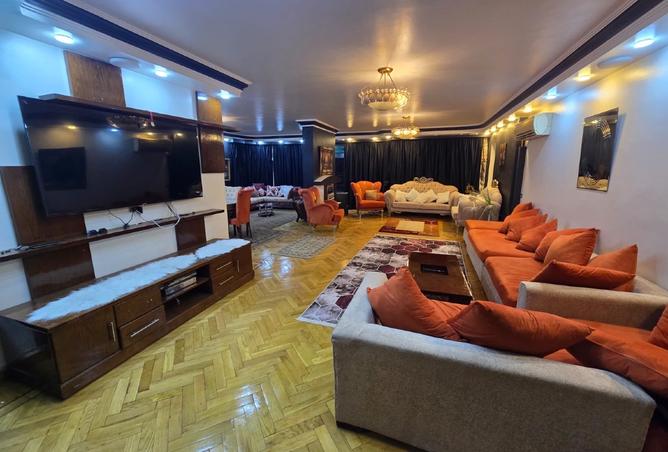 8443329 - Property Image 2