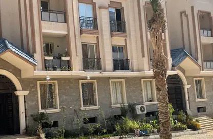 Apartment - 3 Bedrooms - 2 Bathrooms for sale in Noaman Gomaa St. - 2nd District - Obour City - Qalyubia