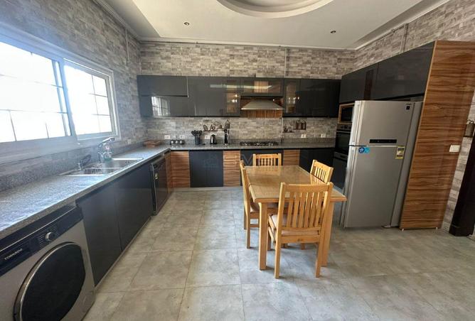 8004114 - Property Image 3
