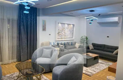 Apartment - 2 Bedrooms - 2 Bathrooms for rent in Mohamed Zaki Mounir St. - 6th Zone - Nasr City - Cairo